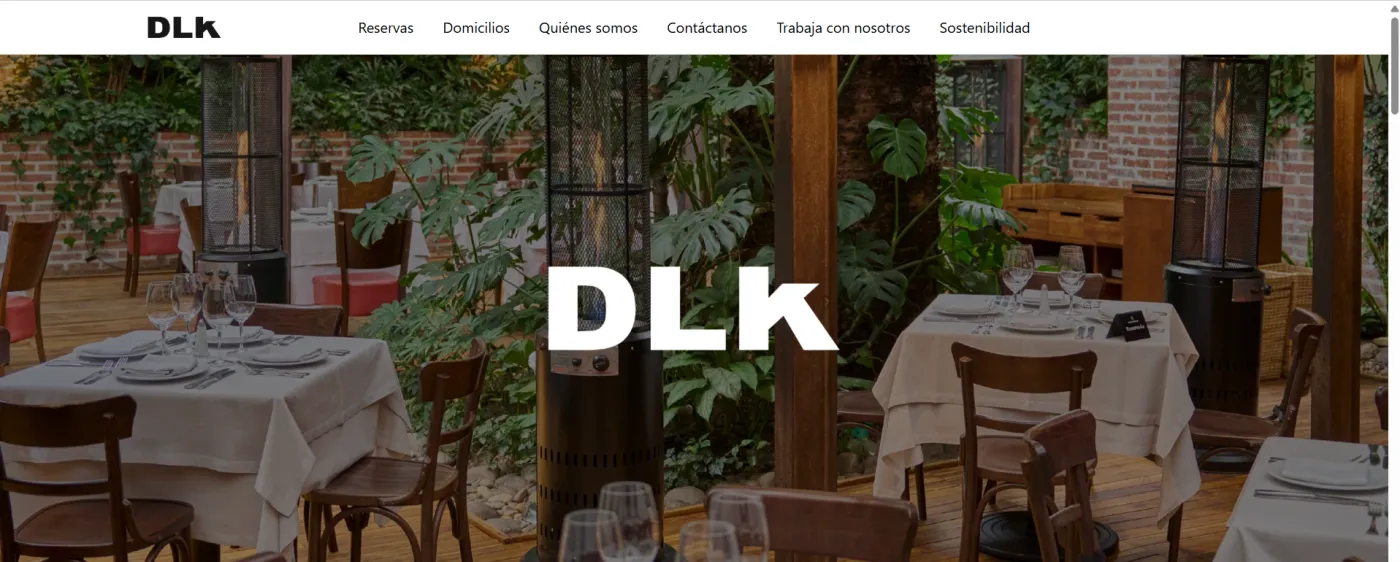 Página web de un restaurante cliente de Apparta, con su identidad y reservas en línea
